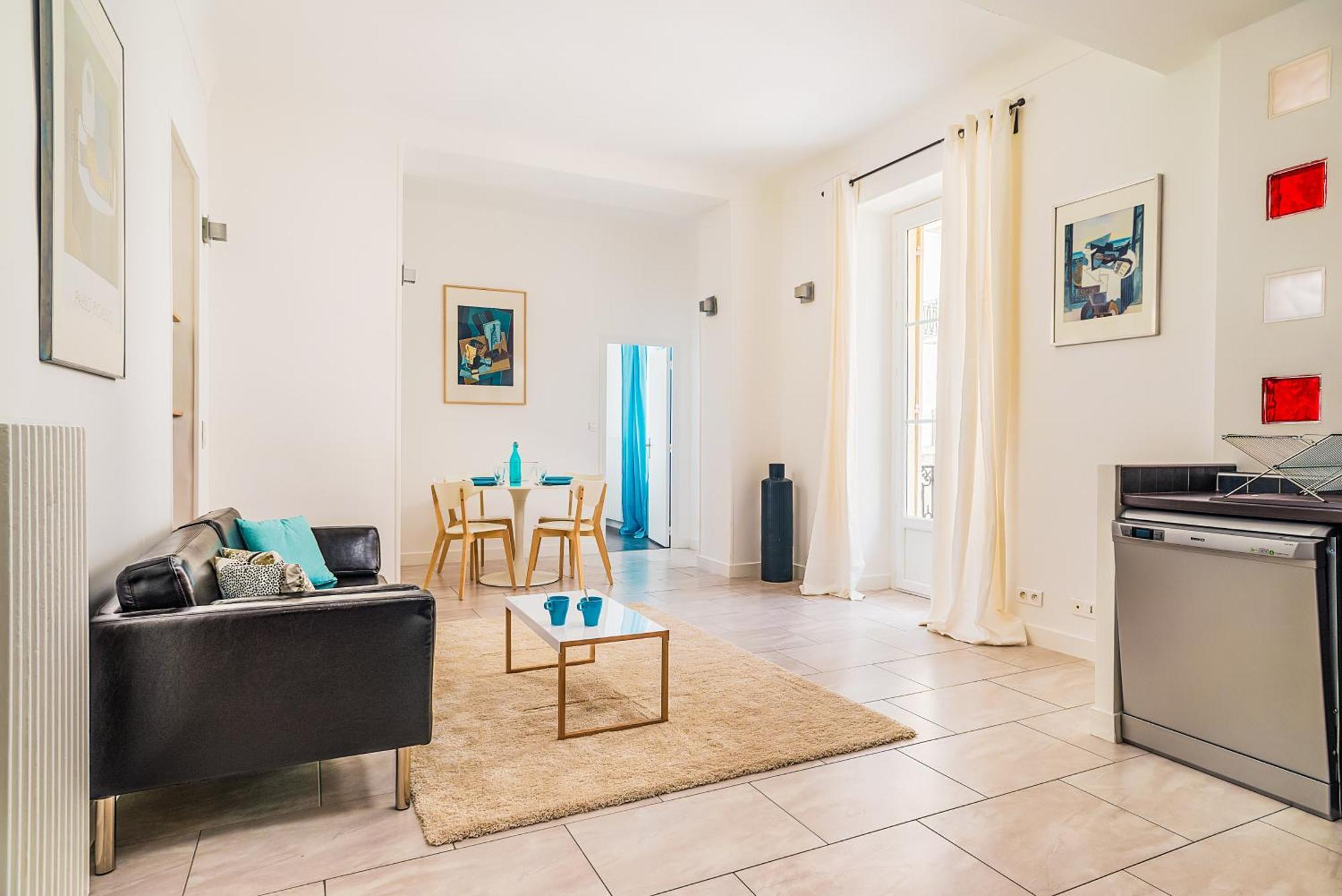 Modern 2-Bedroom City Center Apartment Nizza Exterior foto